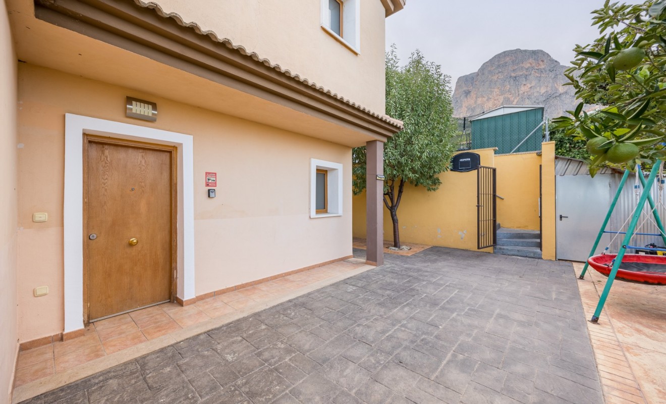 Wederverkoop - Chalet independiente - Polop