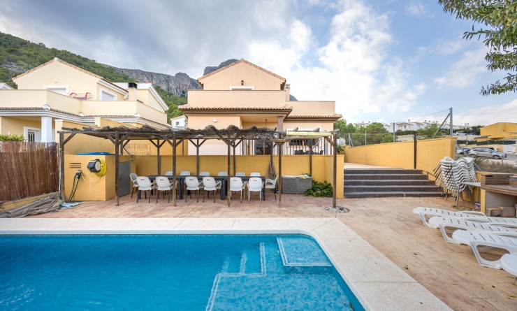 Wederverkoop - Chalet independiente - Polop