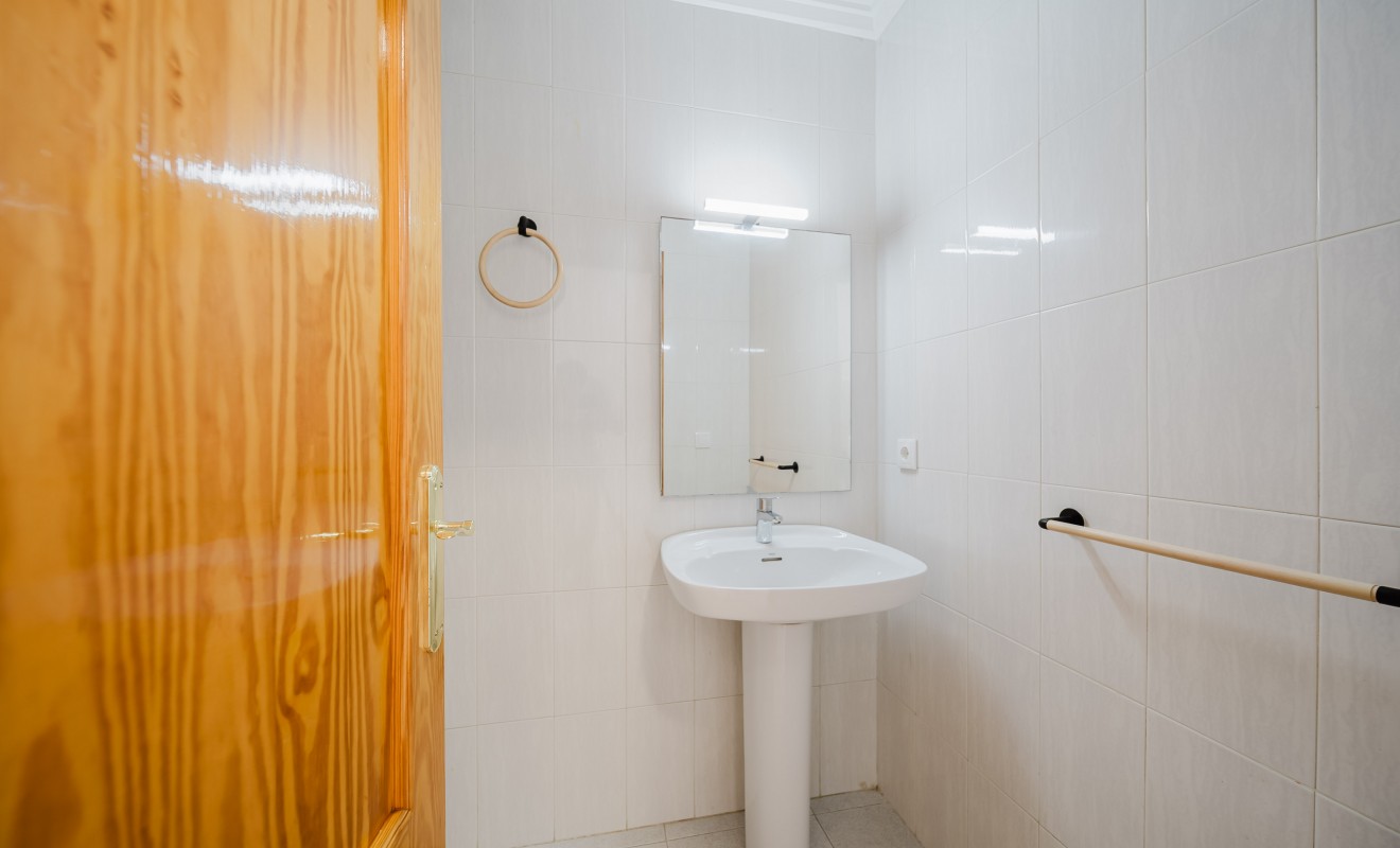 Sale - Apartamento - Torrevieja - La Mata