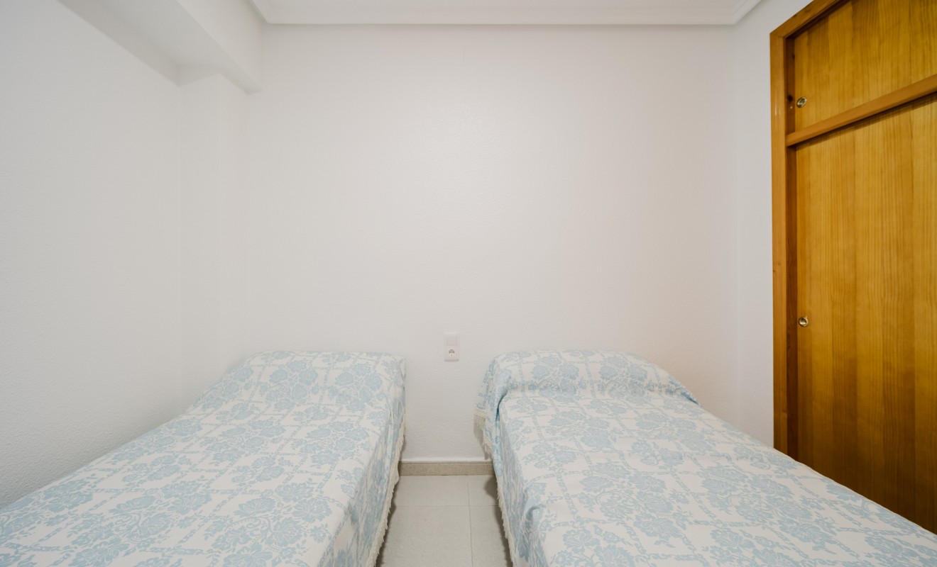 Sale - Apartamento - Torrevieja - La Mata