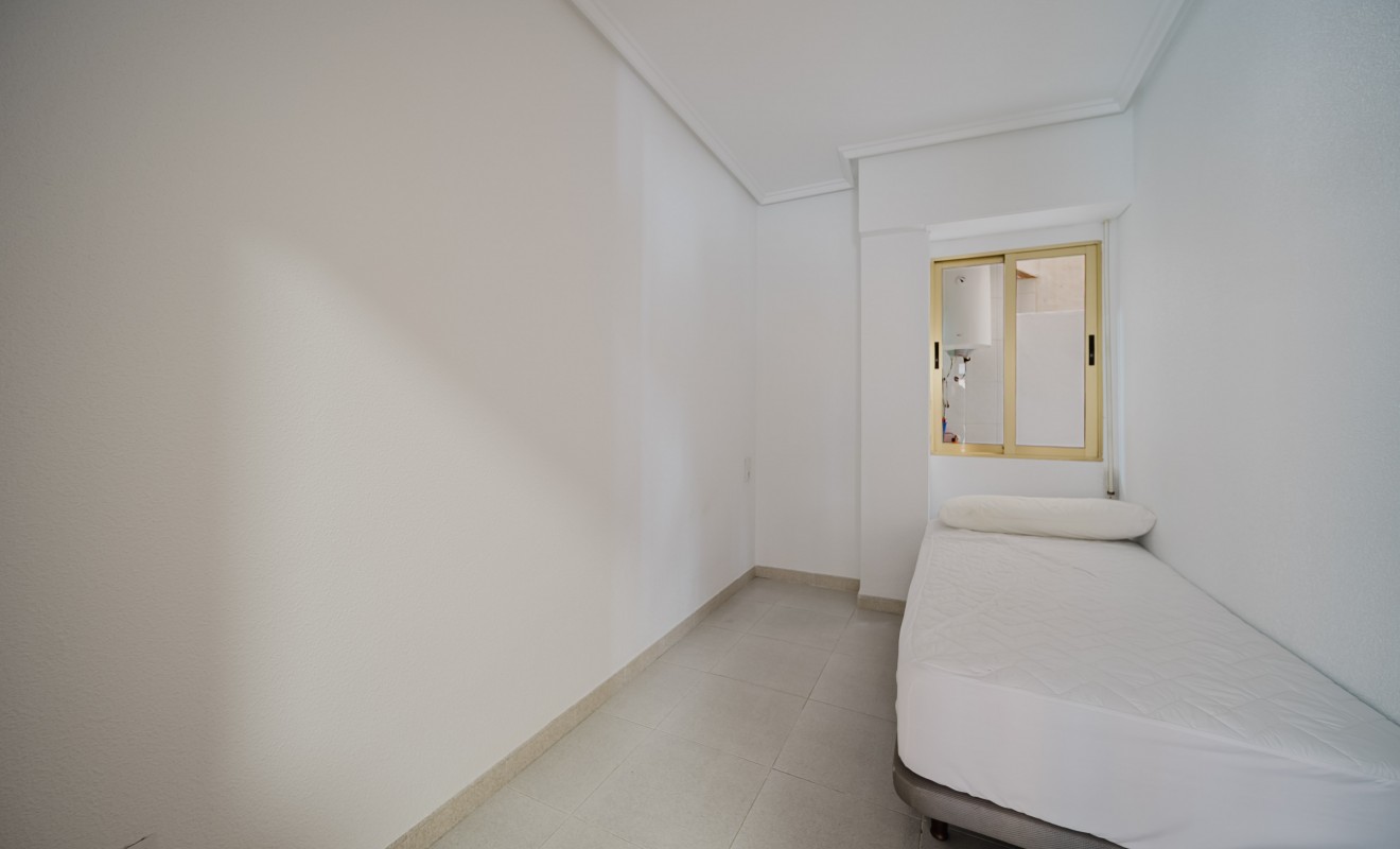 Sale - Apartamento - Torrevieja - La Mata