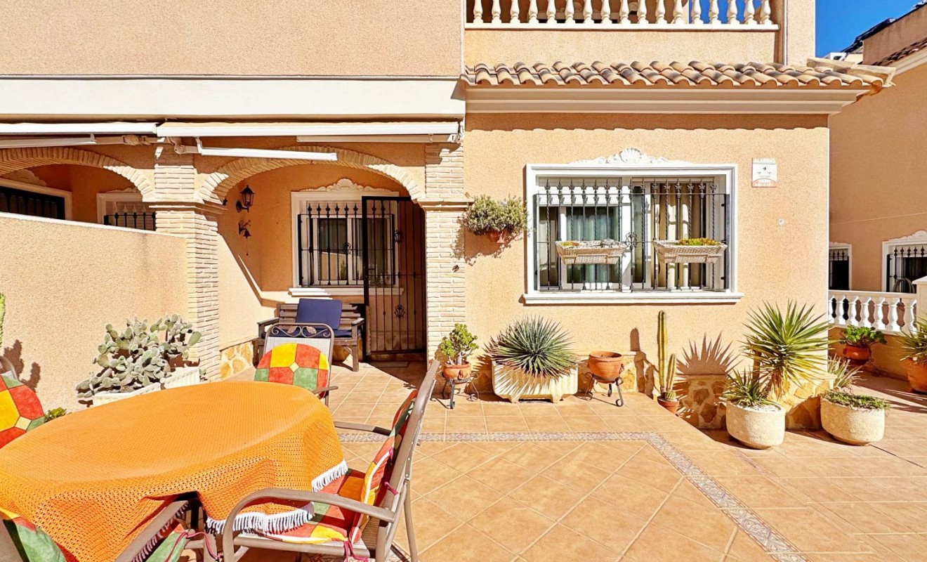 Sale - Townhouse - Orihuela Costa - Villamartín