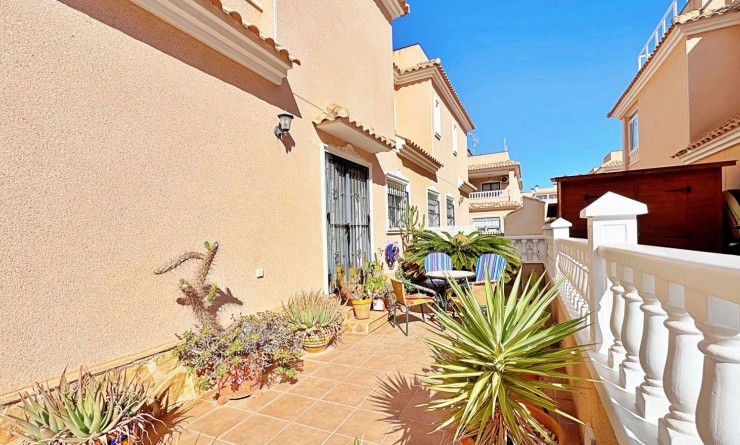 Sale - Townhouse - Orihuela Costa - Villamartín