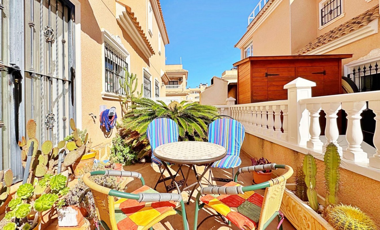 Sale - Townhouse - Orihuela Costa - Villamartín