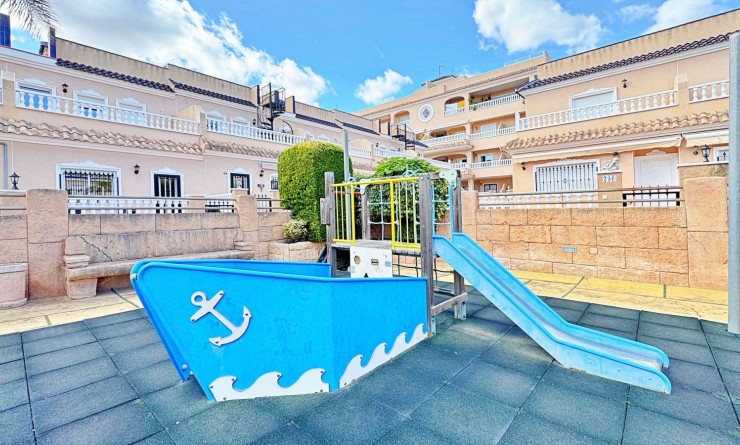Sale - Townhouse - Orihuela Costa - Villamartín