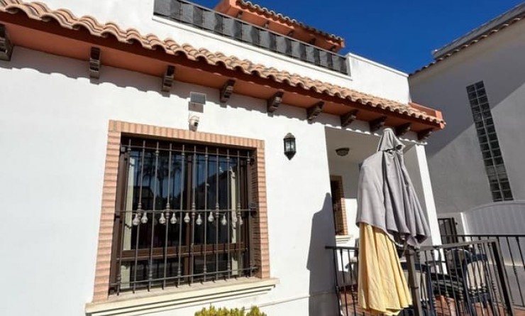 Wederverkoop - Semi-Detached - Villamartín