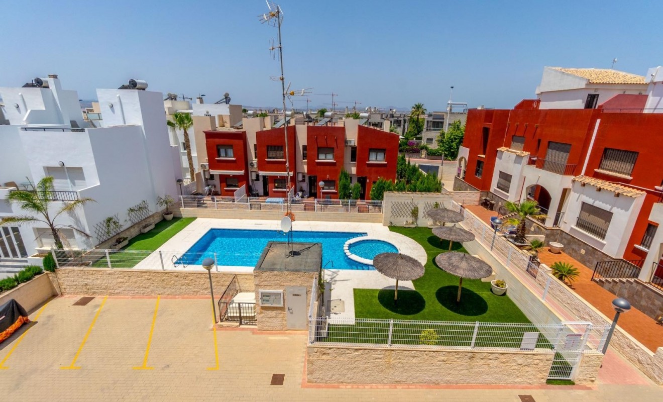 Wederverkoop - Terraced house / Townhouse - Torrevieja - Aguas Nuevas