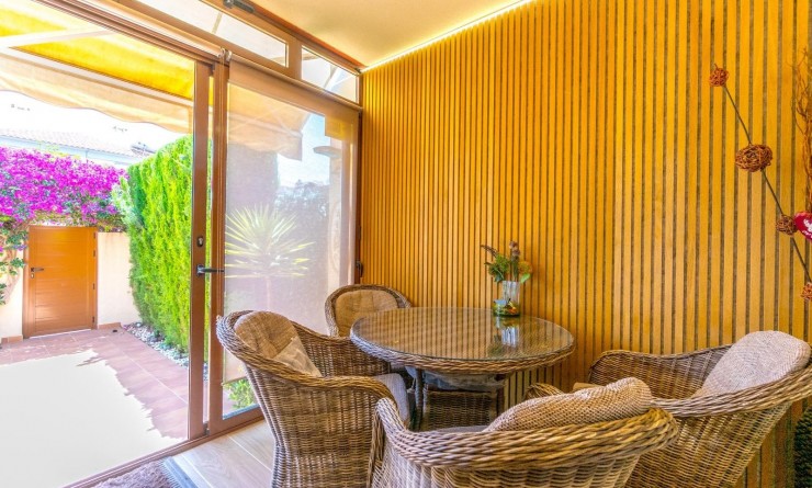 Wederverkoop - Terraced house / Townhouse - Torrevieja - Aguas Nuevas