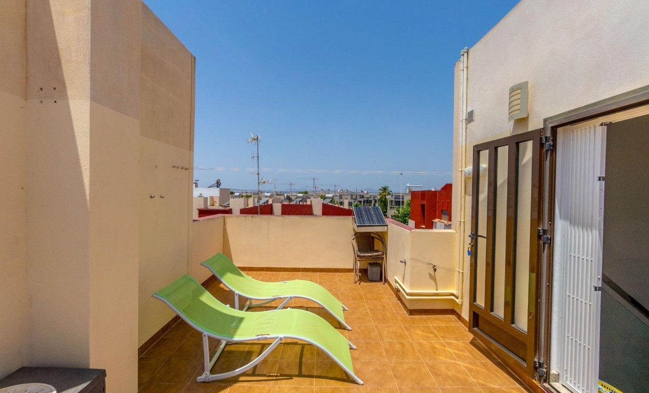 Wederverkoop - Terraced house / Townhouse - Torrevieja - Aguas Nuevas