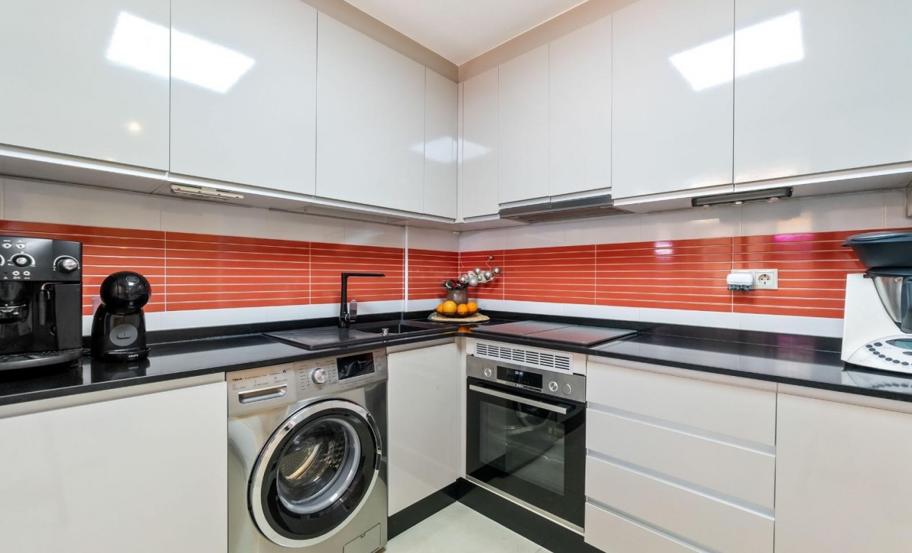 Wederverkoop - Terraced house / Townhouse - Torrevieja - Aguas Nuevas