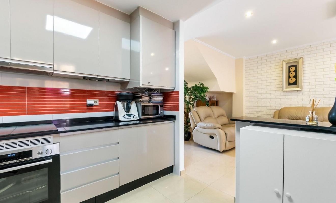 Wederverkoop - Terraced house / Townhouse - Torrevieja - Aguas Nuevas