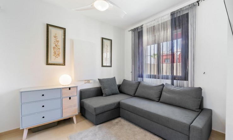 Wederverkoop - Terraced house / Townhouse - Torrevieja - Aguas Nuevas