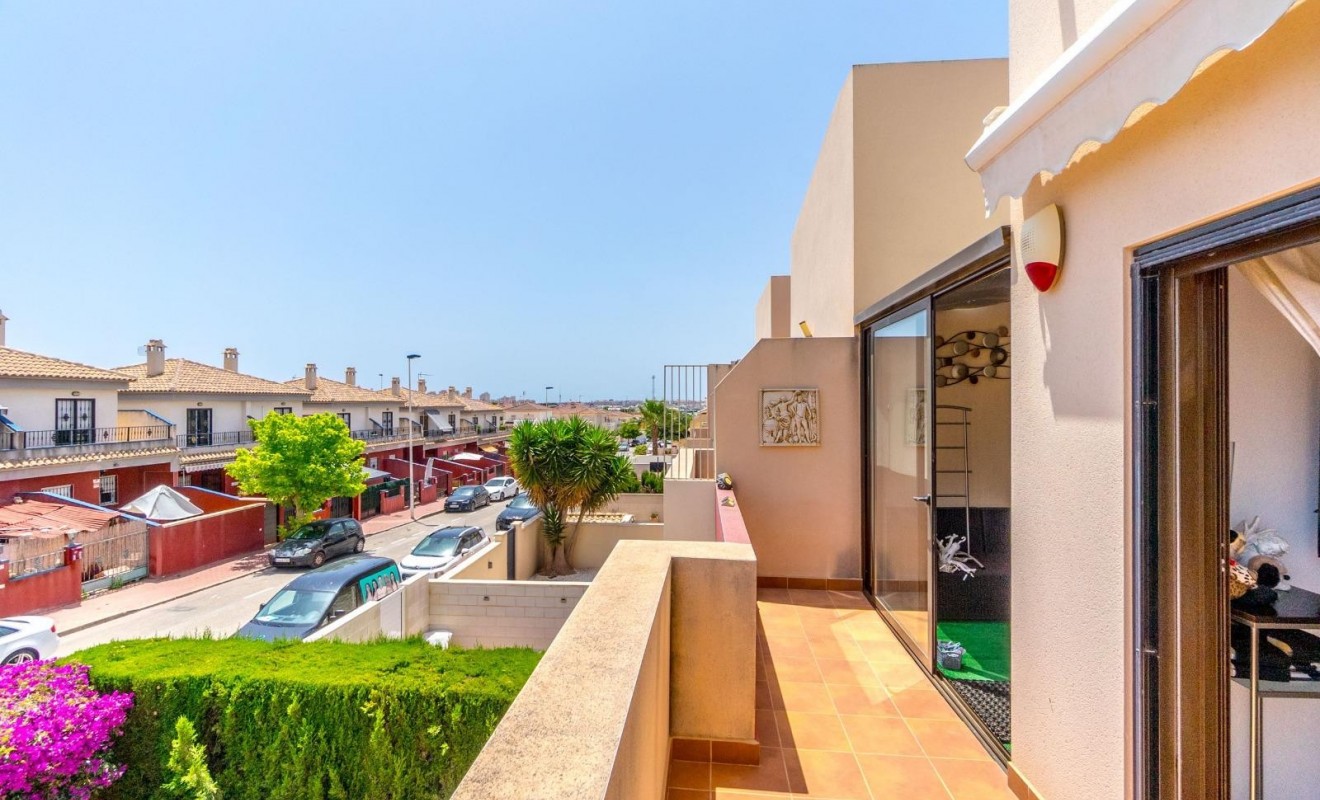 Wederverkoop - Terraced house / Townhouse - Torrevieja - Aguas Nuevas
