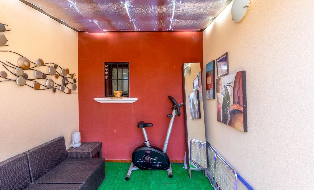 Wederverkoop - Terraced house / Townhouse - Torrevieja - Aguas Nuevas