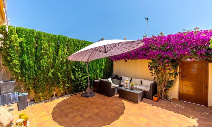 Wederverkoop - Terraced house / Townhouse - Torrevieja - Aguas Nuevas