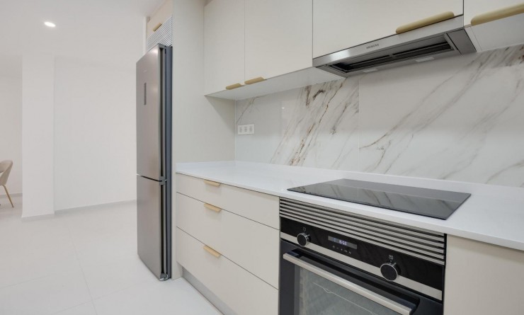 Sale - Apartamento - Torrevieja - Playa de los Naufragos