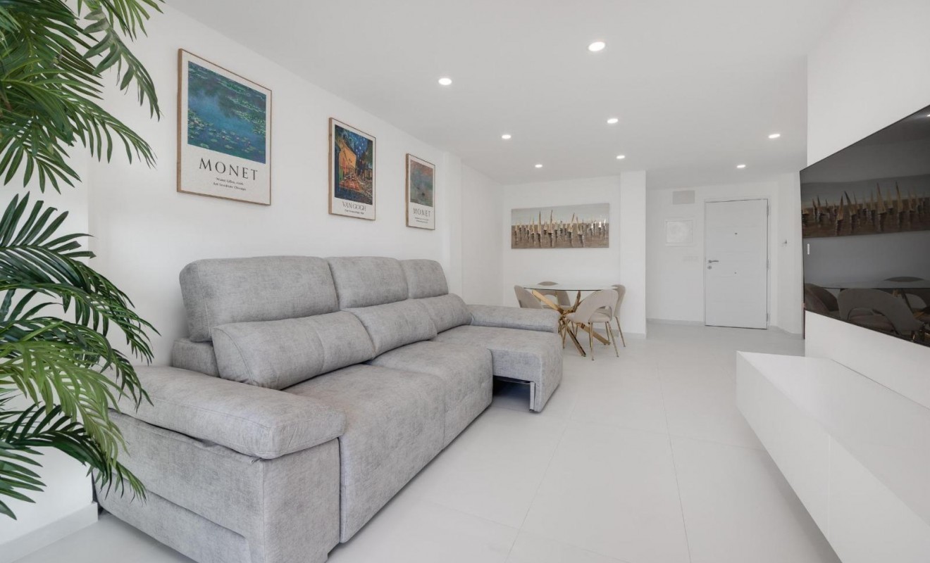 Sale - Apartamento - Torrevieja - Playa de los Naufragos