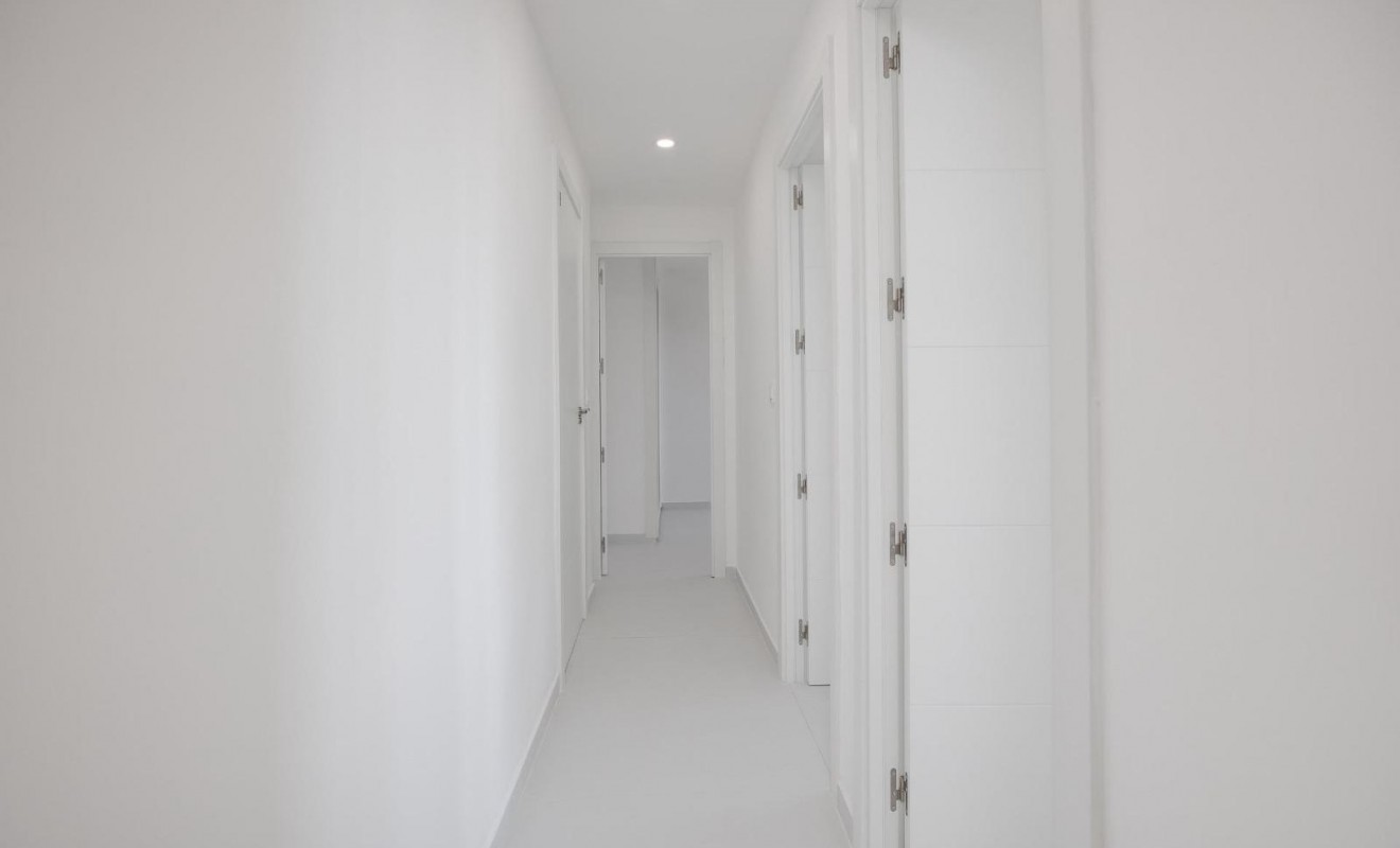 Sale - Apartamento - Torrevieja - Playa de los Naufragos