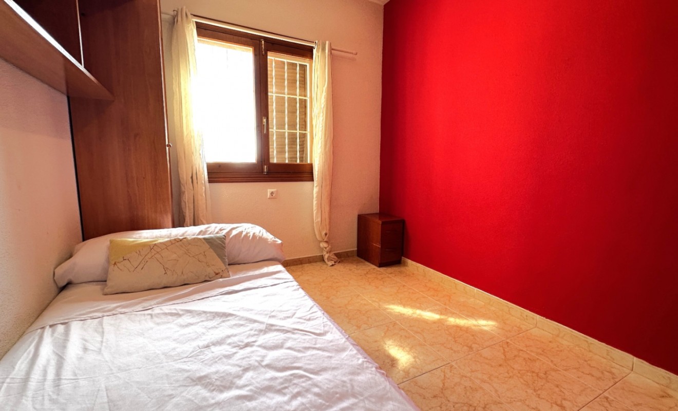 Sale - Bungalow - Orihuela - Costa Blanca Sur