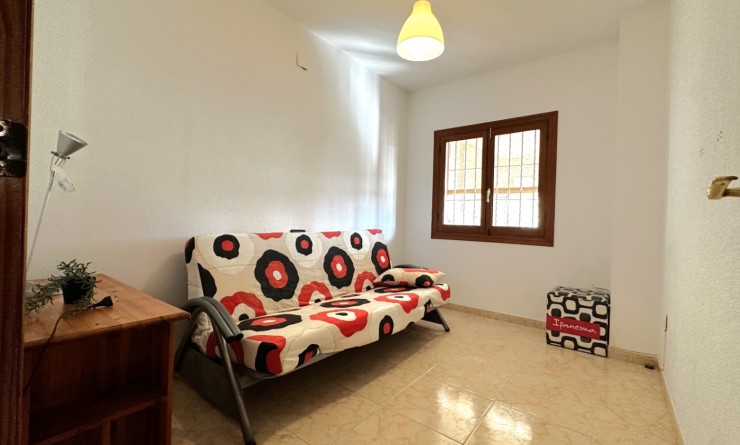 Sale - Bungalow - Orihuela - Costa Blanca Sur