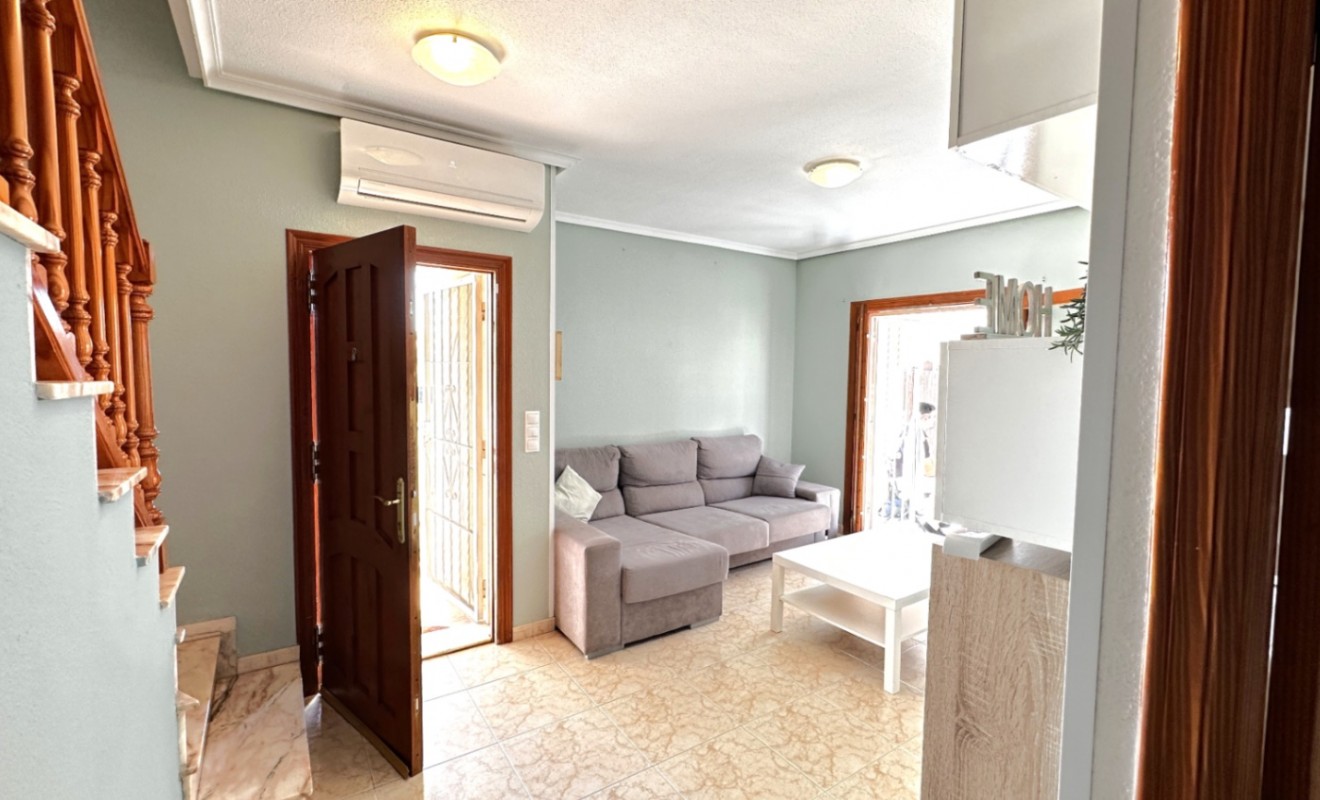 Sale - Bungalow - Orihuela - Costa Blanca Sur
