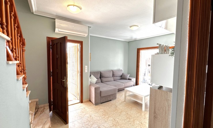 Sale - Bungalow - Orihuela - Costa Blanca Sur