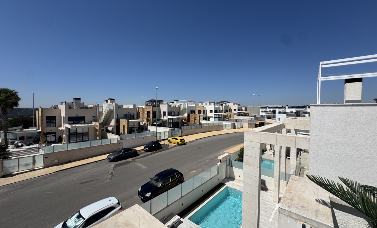 Sale - Villa - Lomas de Cabo Roig