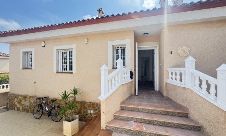 Sale - Villa - San Miguel de Salinas