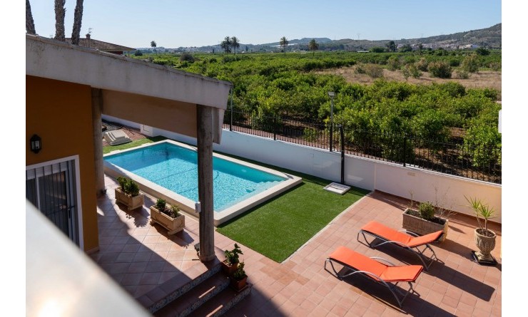 Wederverkoop - Finca - Orihuela