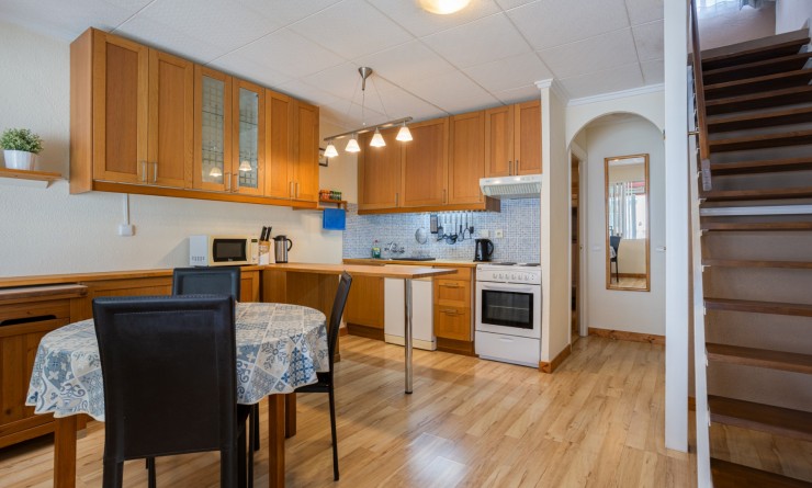 Sale - Terraced house / Townhouse - Torrevieja - La siesta