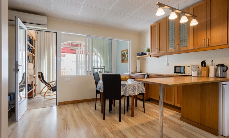 Sale - Terraced house / Townhouse - Torrevieja - La siesta