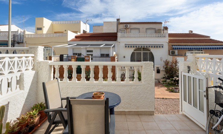Sale - Terraced house / Townhouse - Torrevieja - La siesta