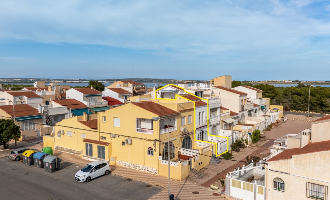 Sale - Terraced house / Townhouse - Torrevieja - La siesta