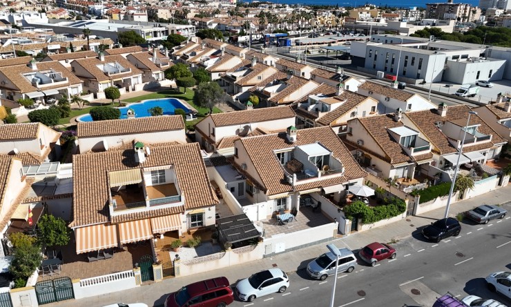 Sale - Bungalow - La Zenia