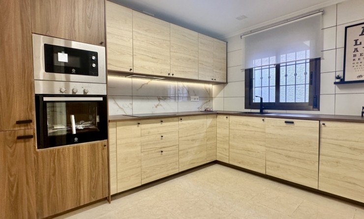 Wederverkoop - Herenhuis - San Miguel de Salinas