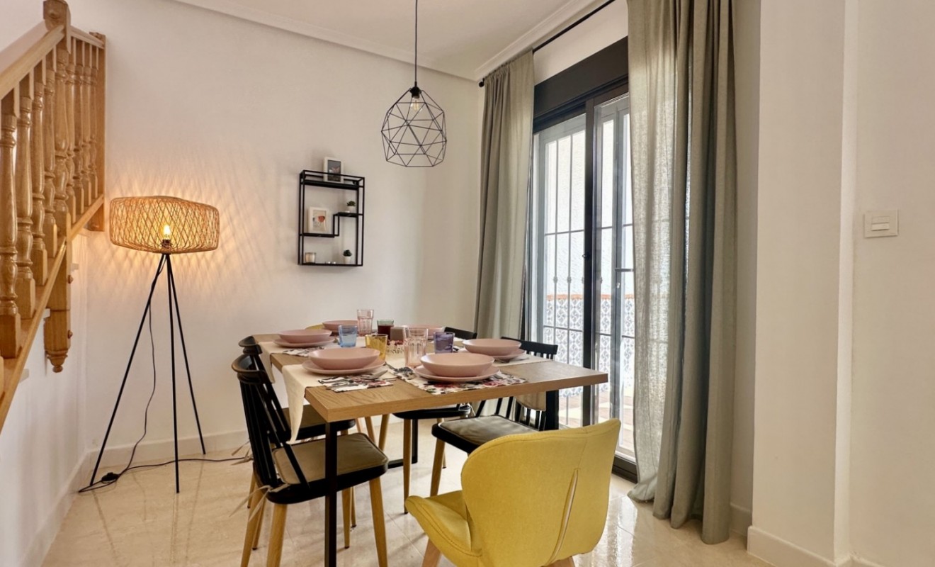 Wederverkoop - Herenhuis - San Miguel de Salinas