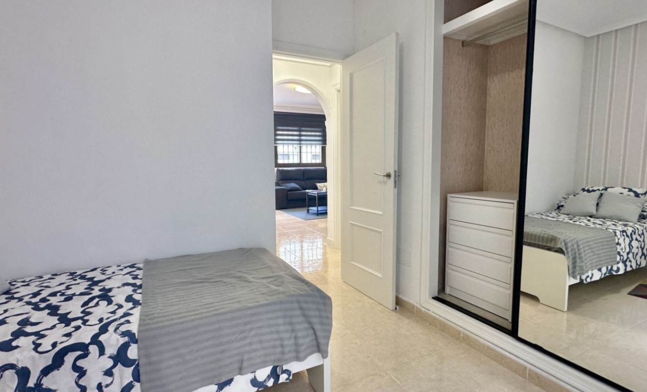 Wederverkoop - Herenhuis - San Miguel de Salinas