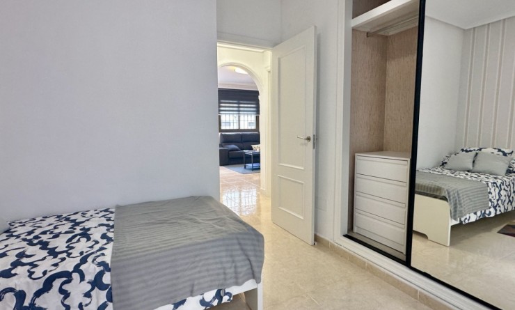 Wederverkoop - Herenhuis - San Miguel de Salinas