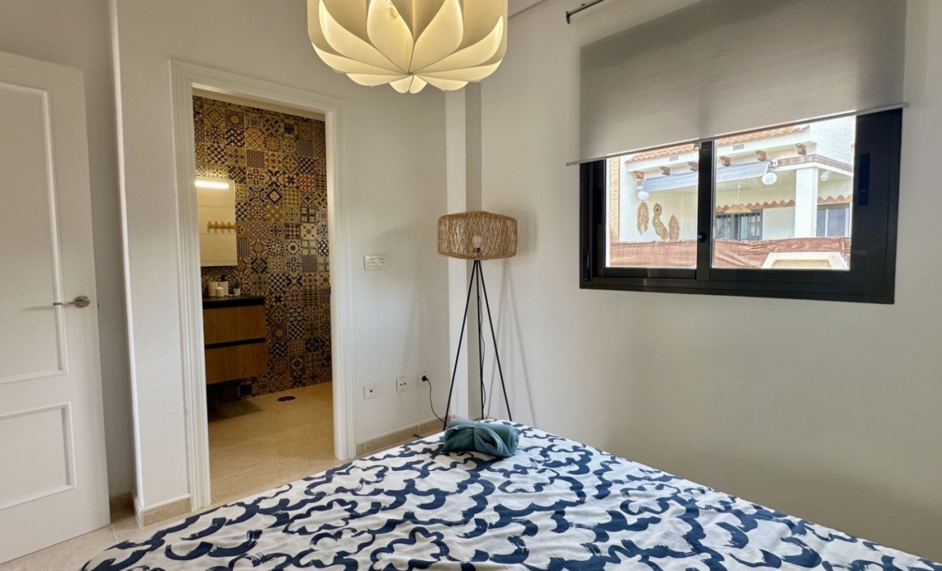 Wederverkoop - Herenhuis - San Miguel de Salinas