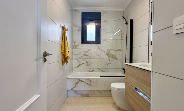 Wederverkoop - Herenhuis - San Miguel de Salinas