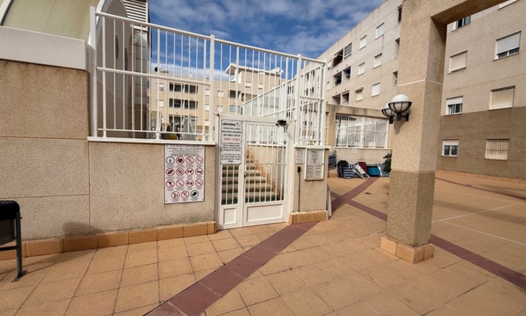 Wederverkoop - Appartement - Torrevieja - Costa Blanca Sur