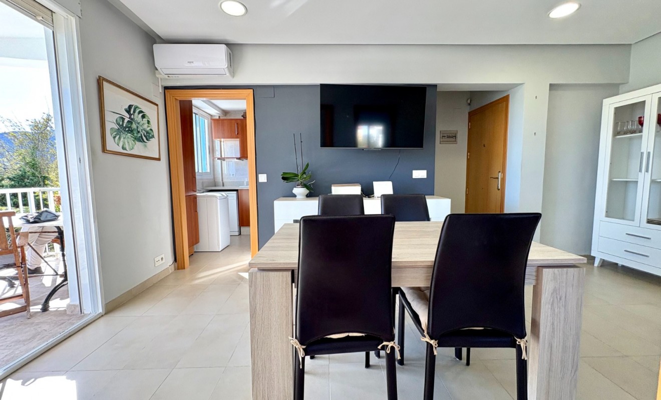 Wederverkoop - Apartment / flat - Denia - Les Marines - Las Marinas