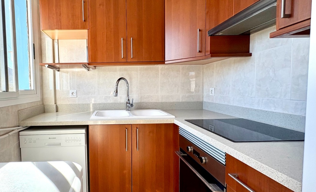 Wederverkoop - Apartment / flat - Denia - Les Marines - Las Marinas