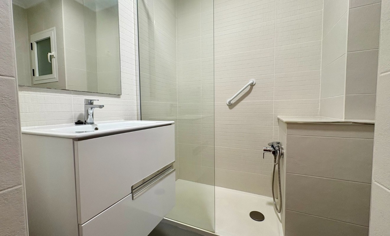 Wederverkoop - Apartment / flat - Denia - Les Marines - Las Marinas