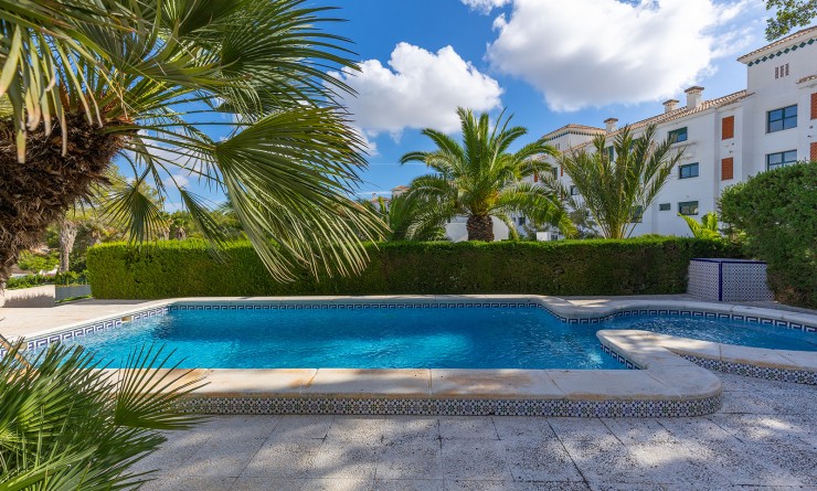 Wederverkoop - Villa - Orihuela Costa - Las Filipinas