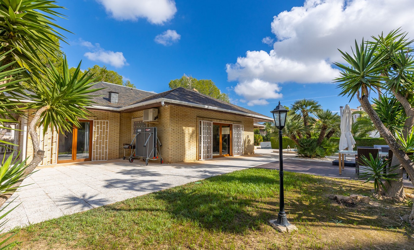 Wederverkoop - Villa - Orihuela Costa - Las Filipinas