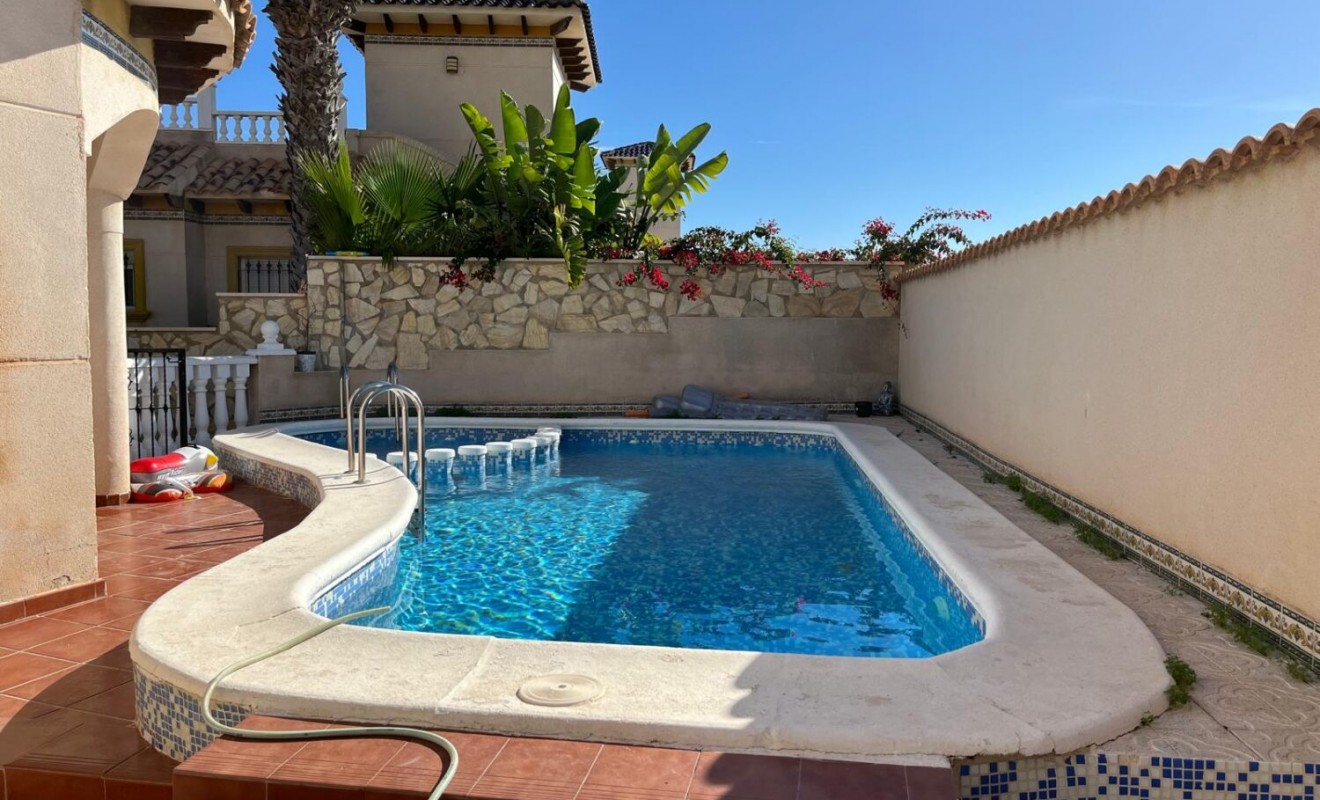 Sale - Detached villa - Playa Flamenca