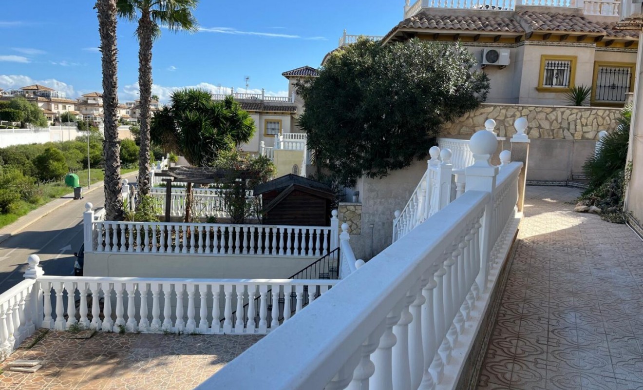 Sale - Detached villa - Playa Flamenca