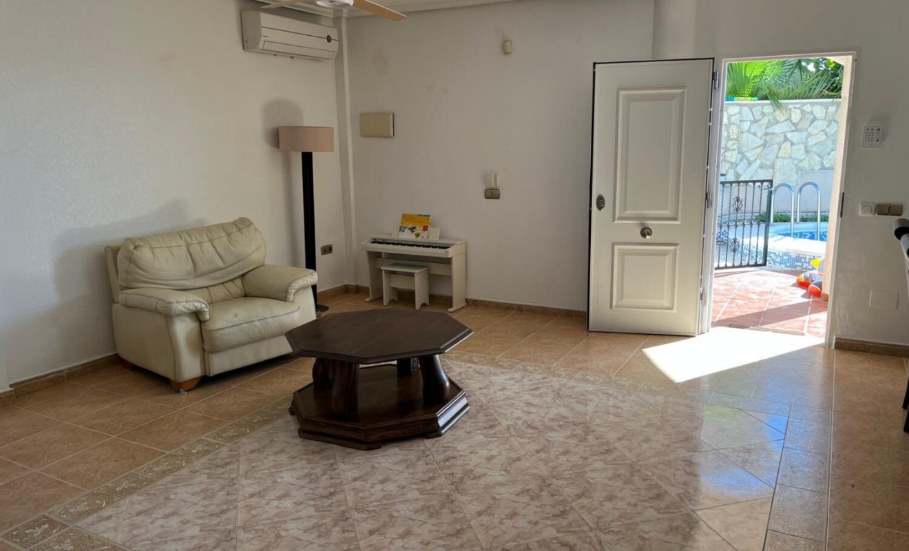 Sale - Detached villa - Playa Flamenca