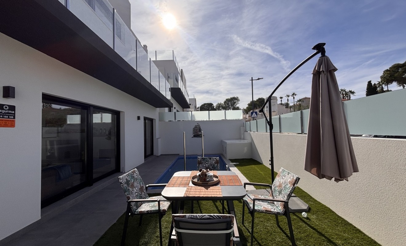 Sale - Villa - Villamartín